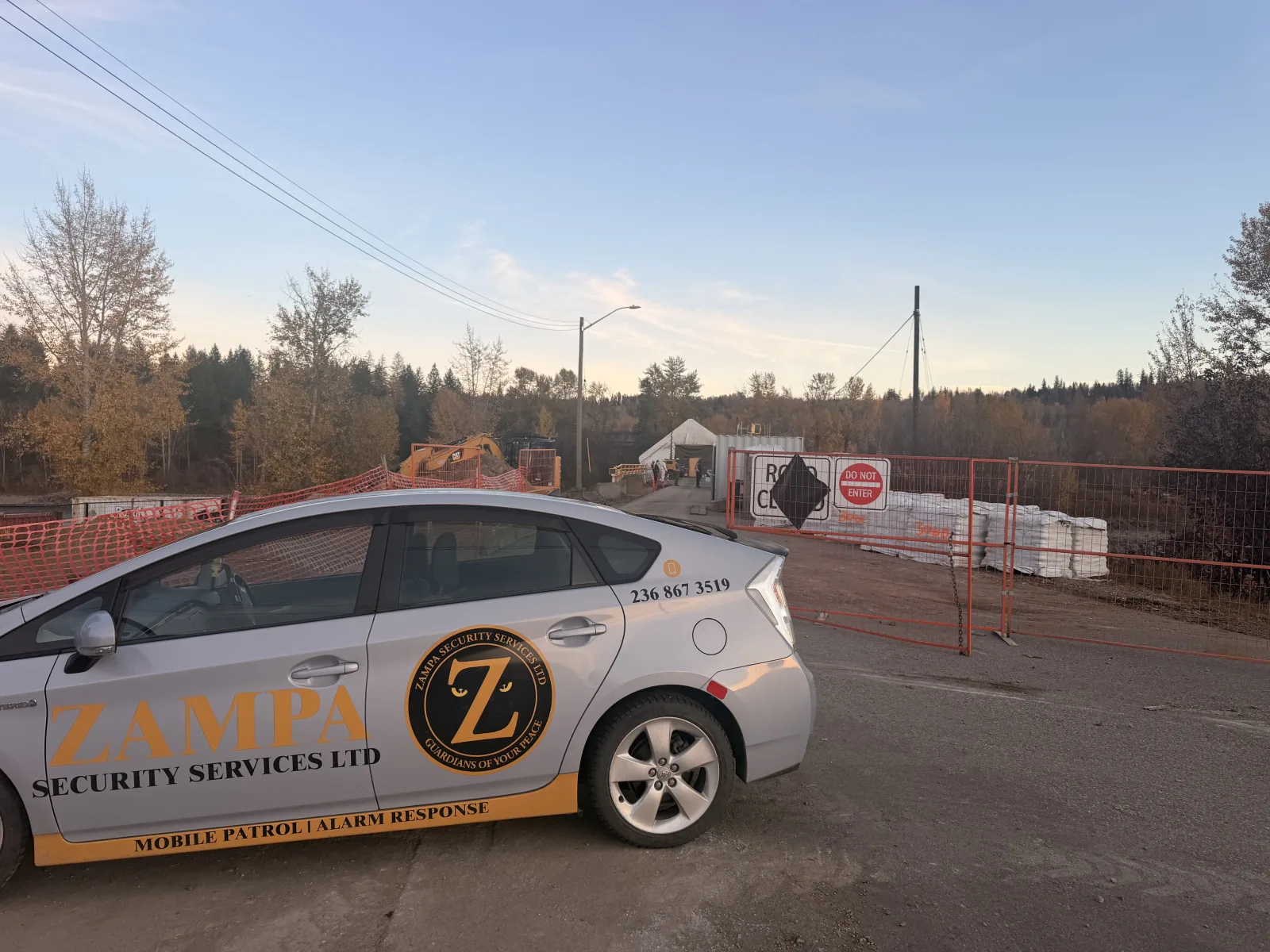 Most people picture a construction site at night as empty and quiet.  Our records tell a different story. On a typical construction site we protect, our officers deal with 120 to 180 people every month: early deliveries, curious neighbours, people taking